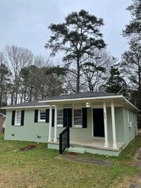 Building Photo - Cute and Newly Renovated Brick One Level Home in Auburn
