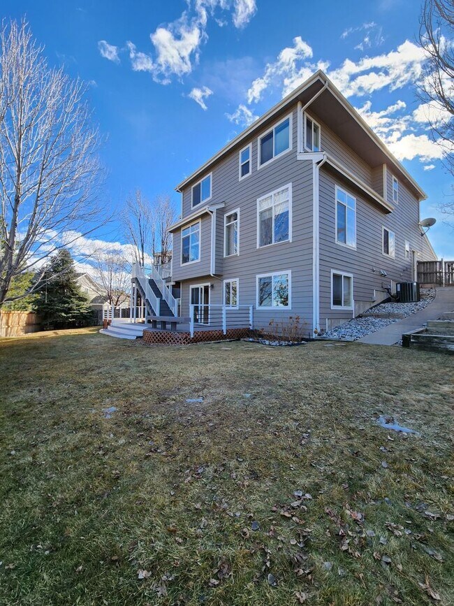 Building Photo - Parker home in Desired Stonegate Neighborhood!