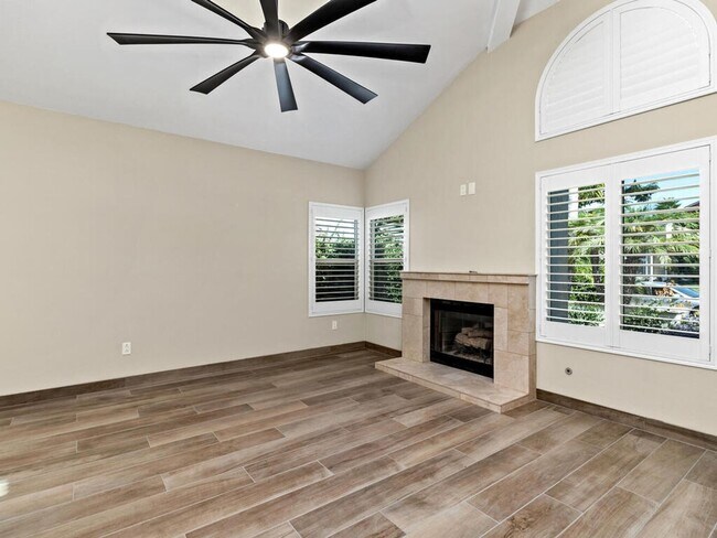 Building Photo - Stunning Fully Remodeled Home in Rancho De...