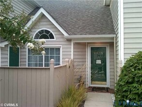 Building Photo - 4666 Twin Hickory Lake Dr