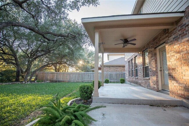 Building Photo - 3806 Juniper Hills St