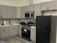 Building Photo - 910 ARCH