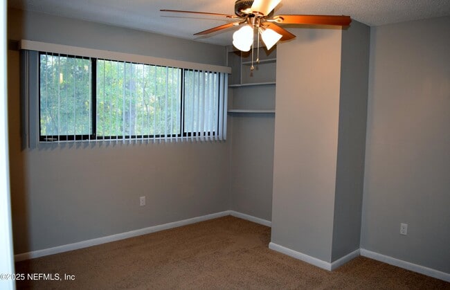 Building Photo - 4846 Kingsmeadow Ln
