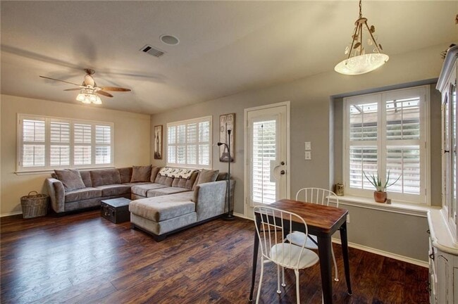 Building Photo - 3303 Cave Dome Path