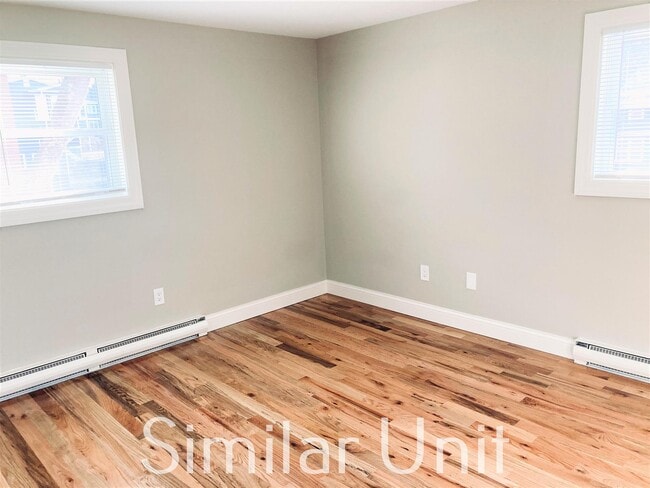 Building Photo - 486 Kennard Rd