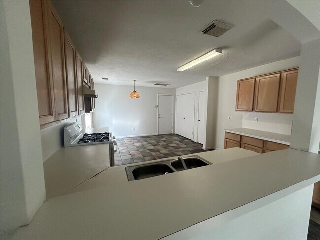 Building Photo - 24011 Goodfellow Dr