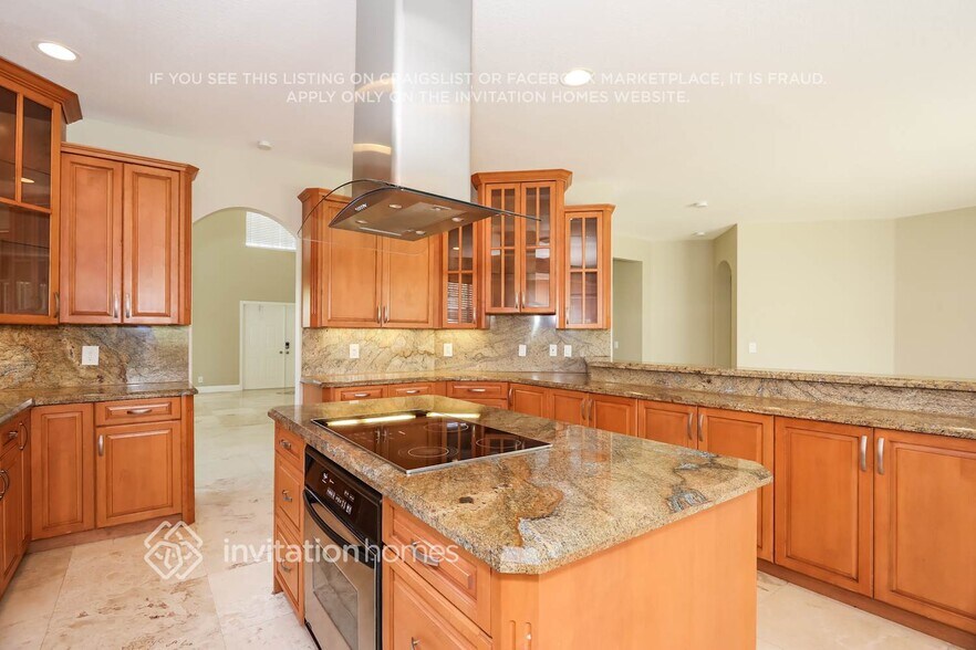 Building Photo - 13024 NW 13th St