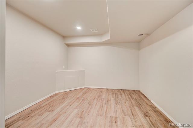 Building Photo - 835 Ridgebury Pl