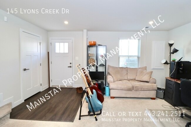 Building Photo - 145 Lyons Crk Dr