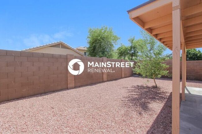 Building Photo - 3 Bedroom Pet-Friendly Home in Phoenix, AZ with Main Street Renewal