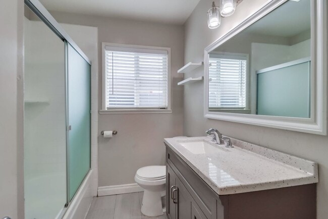 Building Photo - Imperial Beach, Gorgeous 4 bed 2 bath home...