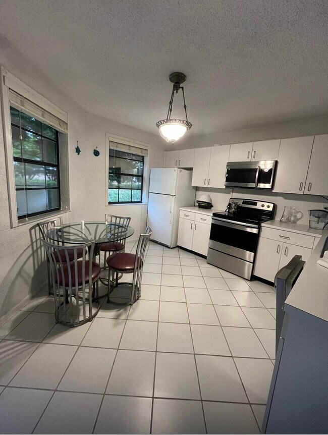 Building Photo - 6650 Montego Bay Blvd