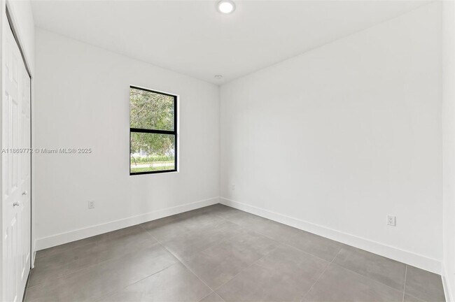 Building Photo - 3705-3737 37th St SW