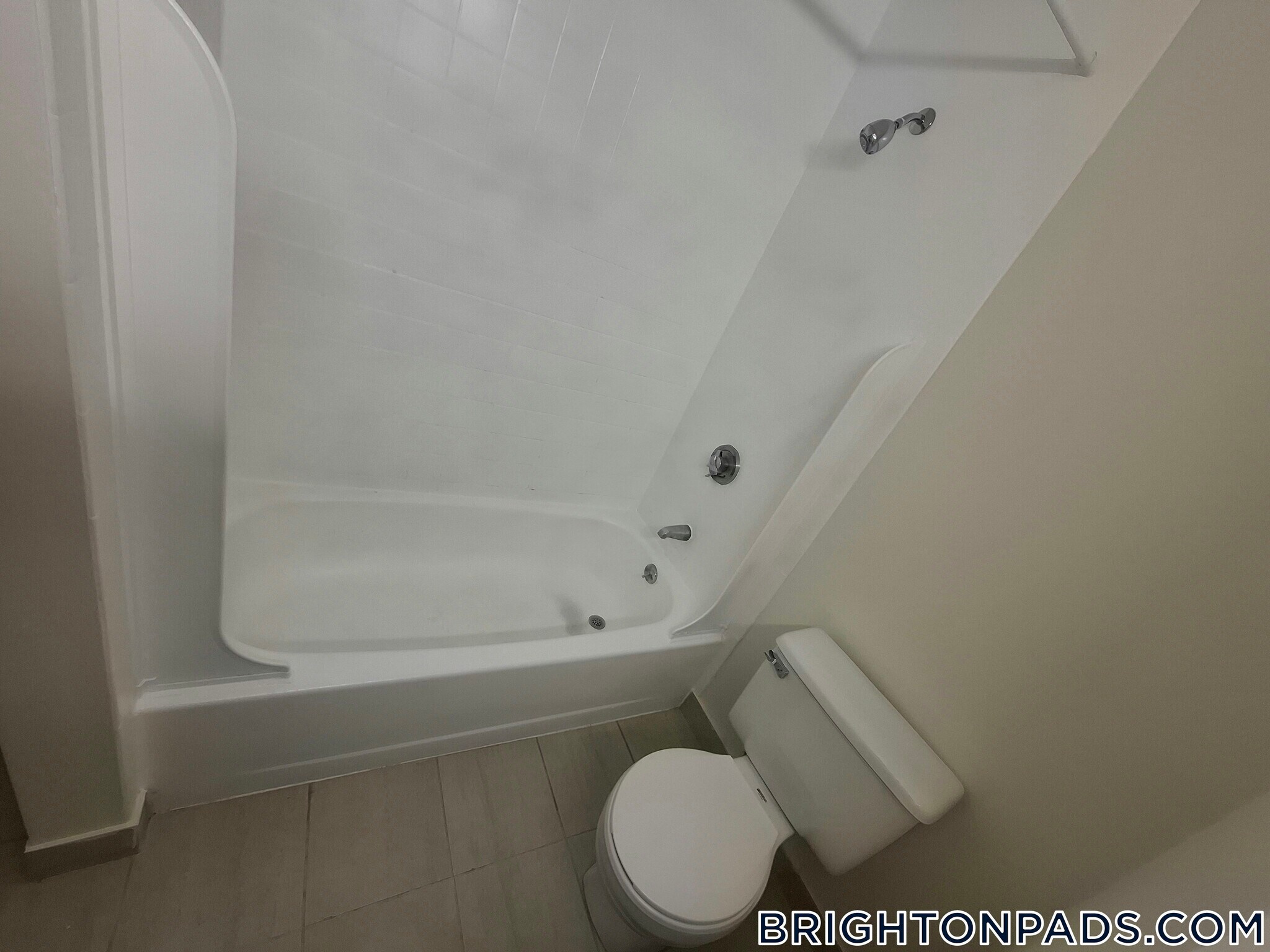 Building Photo - 148 N Beacon St