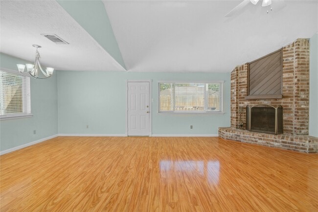 Building Photo - 16739 Selder Dr