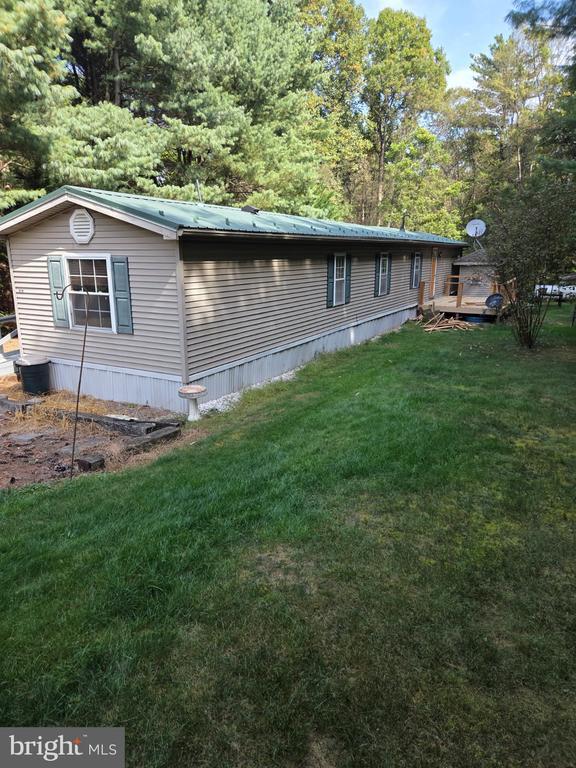 Building Photo - 10 White Pine Ln