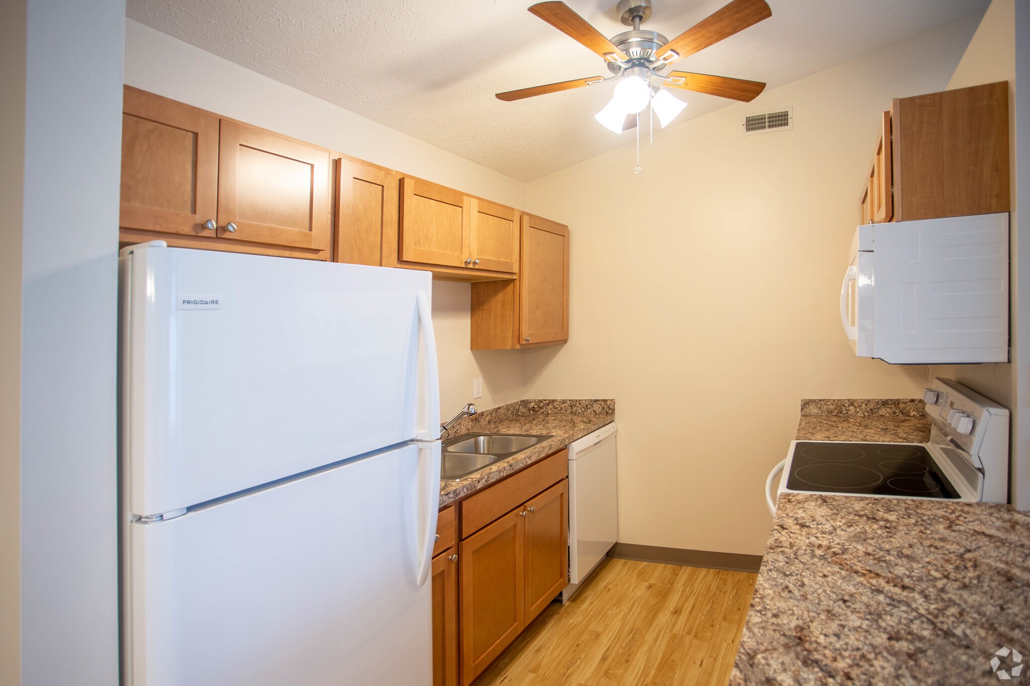 Hermitage Hills Apartments 200 Hermitage Hills Blvd Hermitage PA