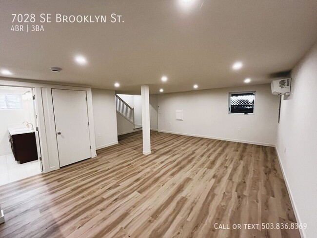 Building Photo - Stunning Newly Renovated 4-Bedroom Home fo...