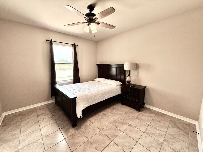 Building Photo - 39122 Bayou View Ave