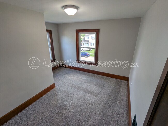 Building Photo - Fully Remodeled 3-Bedroom Colonial on Corn...
