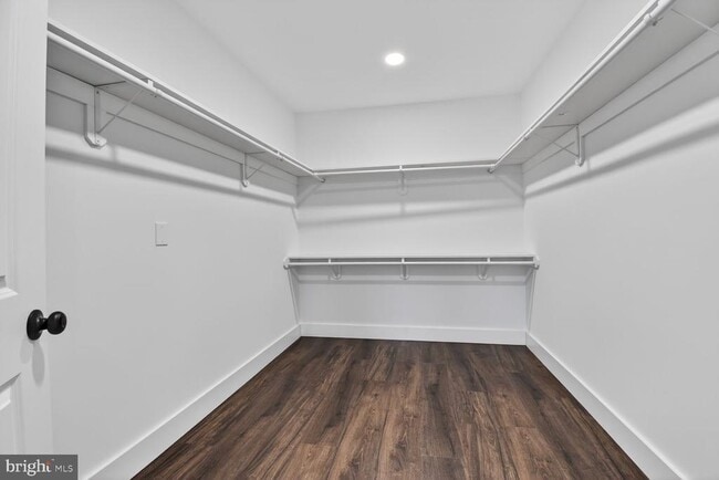 Building Photo - 13102 Ideal Dr