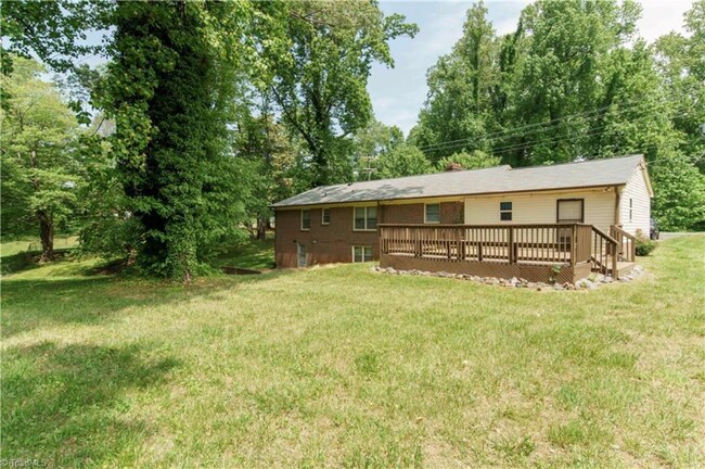 Building Photo - 5132 Sunrise Terrace