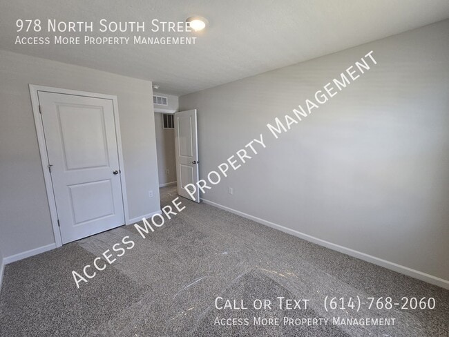 Building Photo - 978 N South St
