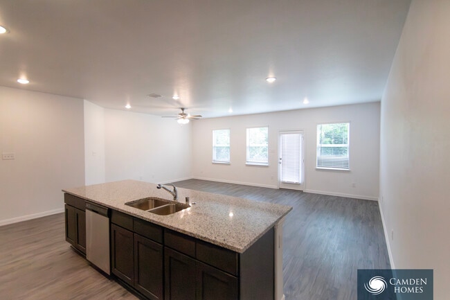 Building Photo - 4526 Foxton Ln