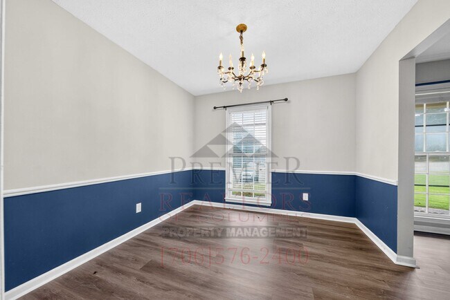 Building Photo - 4008 Penrod Dr