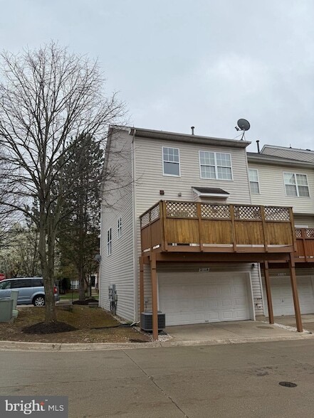 Building Photo - 21114 Futura Ct