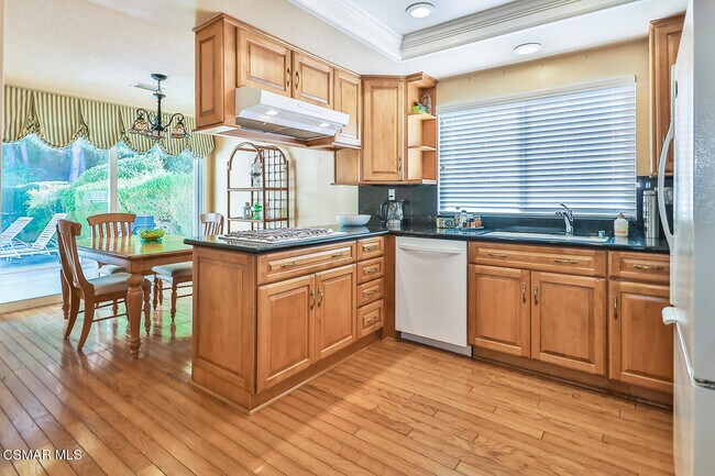 Building Photo - 2367 Silver Spring Dr