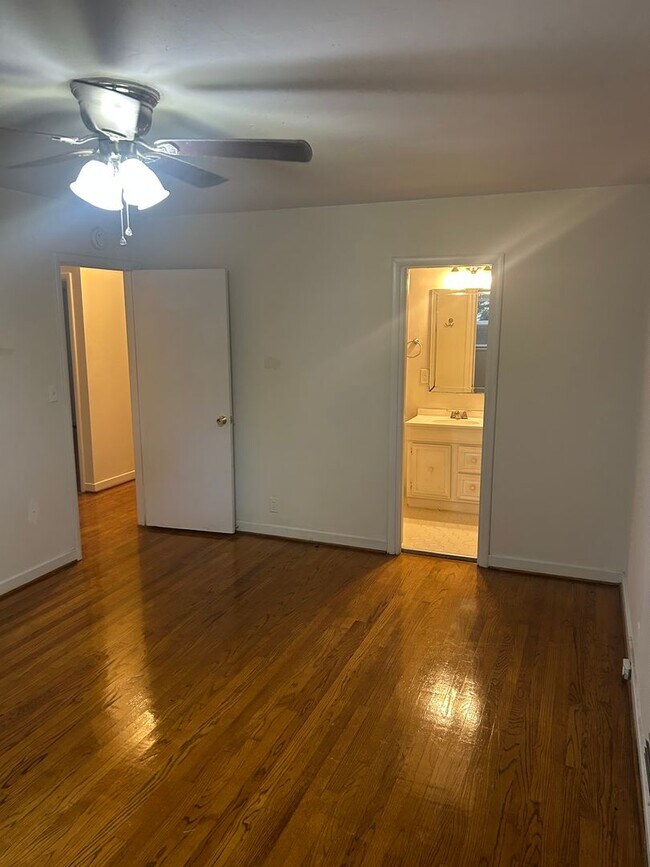 Building Photo - New For Rent in Homewood!