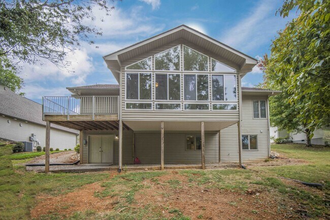 Building Photo - 106 Oohleeno Way