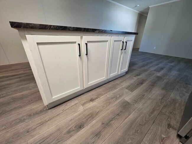 Building Photo - 3618 Juniper St