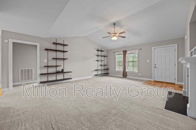Building Photo - 95 Oxfordshire Dr