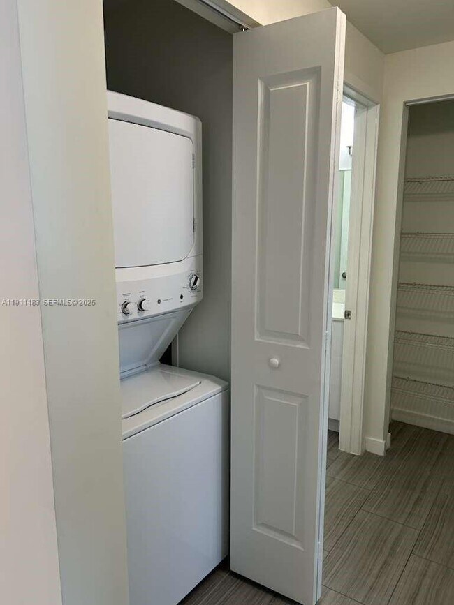 Building Photo - 1776 Polk St