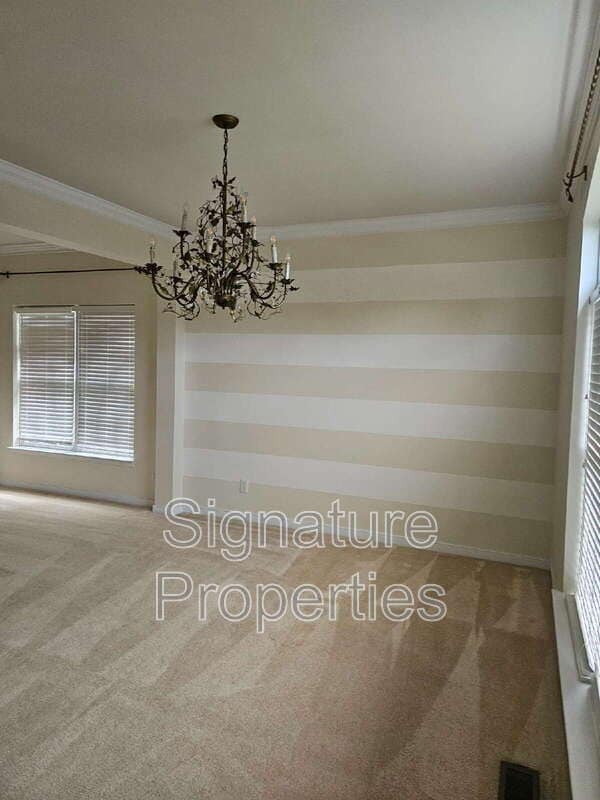 Building Photo - 11451 Abbots Cross Ln