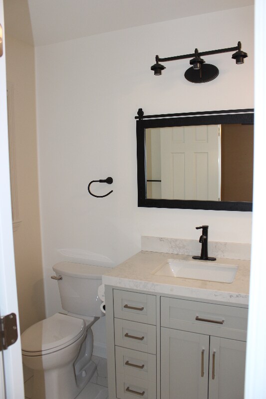 Building Photo - 19 Bridgewood Ave