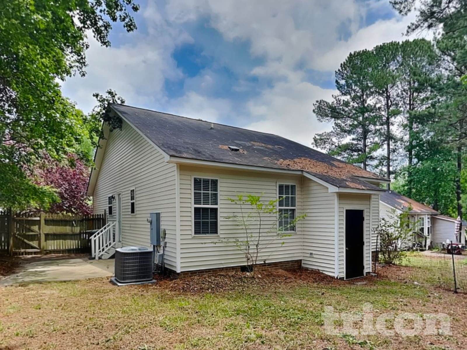 Building Photo - 1117 Woodbriar St