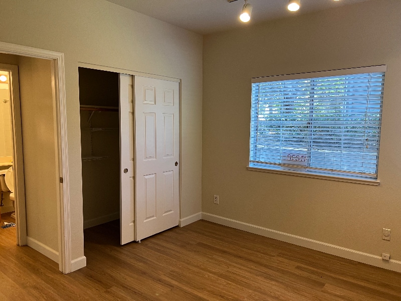 Building Photo - 1701 Bevin Brook Dr