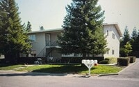 Building Photo - Spacious 2 bedroom, 2 bath 4 plex in Grani...