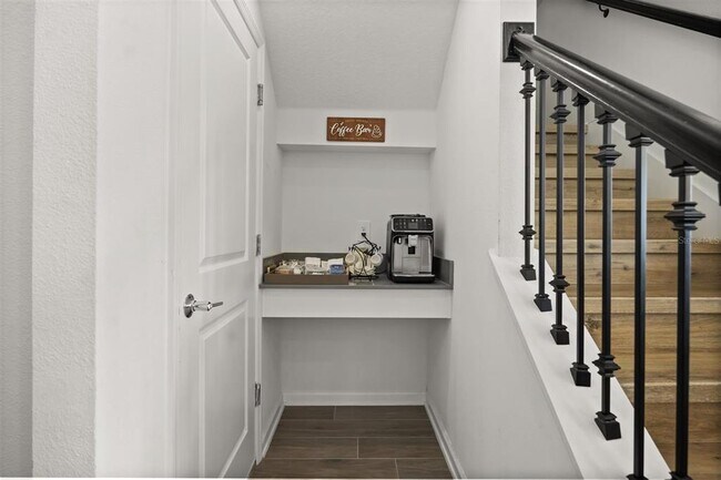 Building Photo - 11163 Great Rock St