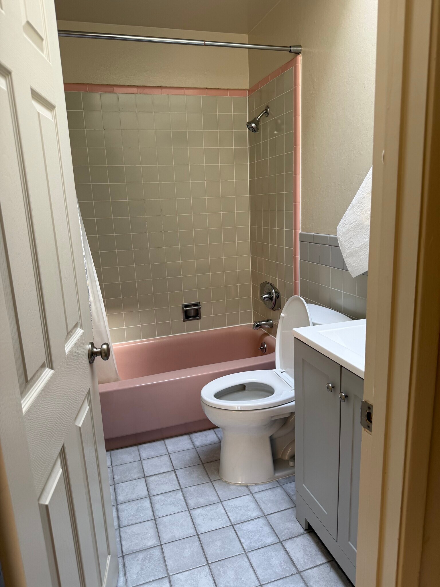 Building Photo - 1601 Sanchez St