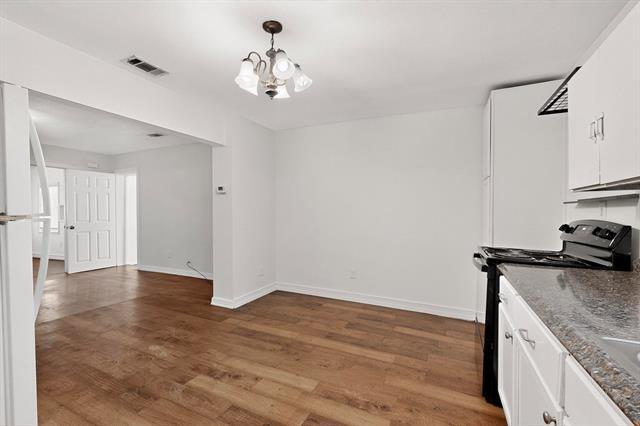 Building Photo - 5645 Santa Fe Ave