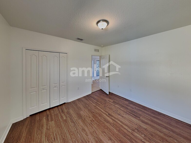 Building Photo - 5010 Windbourne Way