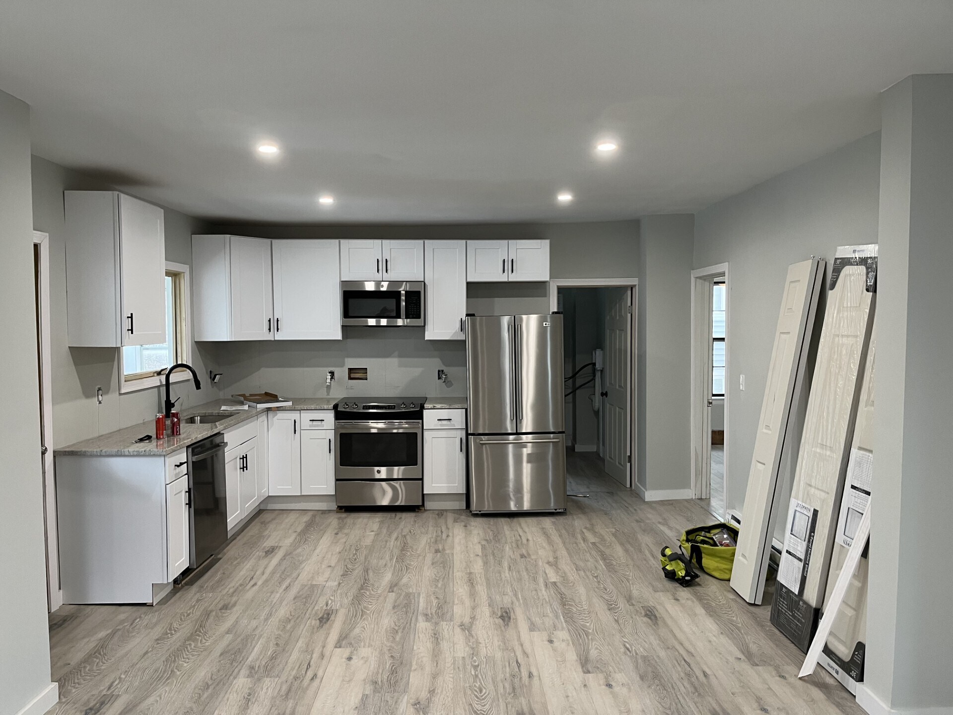 Building Photo - 56 Franklin St