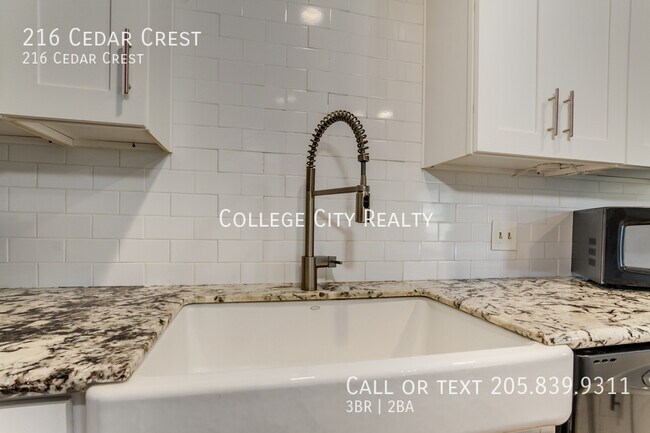 Building Photo - 216 Cedar Crest