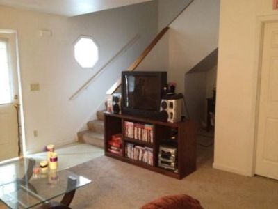 Building Photo - 1234 Rushmoore Dr