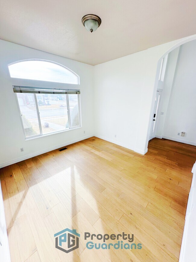 Building Photo - 2786 S 1260 W