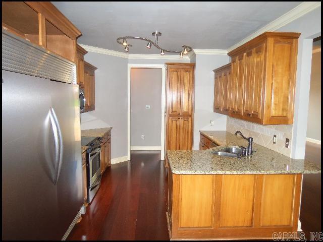 Building Photo - 3153 Stonewall Dr